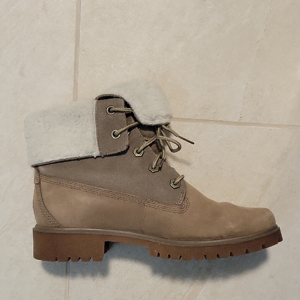 Timberland Women's Jayne Teddy Fleece Waterproof Boot Size 7.5
